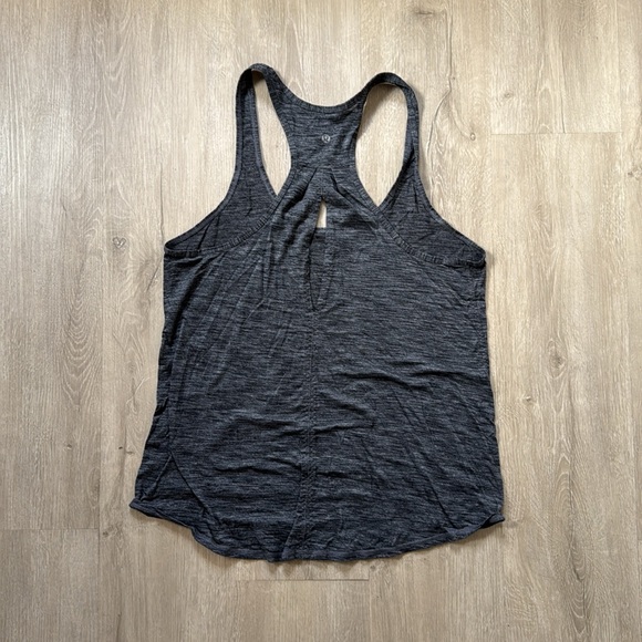 Lululemon marled grey workout tank top - Picture 3 of 5